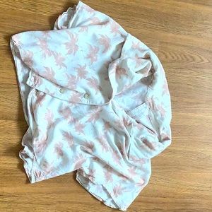 Sadie & Sage Palm Reader Cream Palm Print Cropped Button-Up Top
